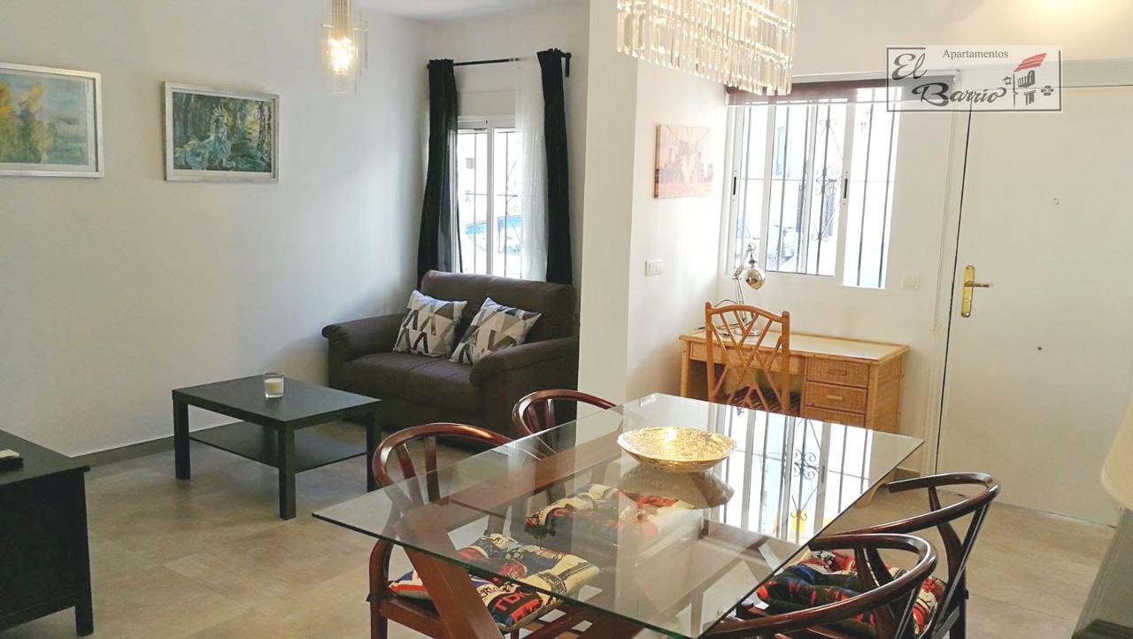 Апартаменти Apartamento El Barrio / La Torna Нерха Екстер'єр фото